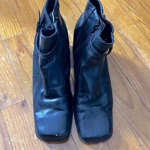Nicole Quest Black Square Toe Heel Ankle Boot 7.5M